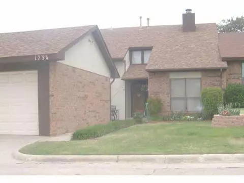 1736 Lionsgate Cir, Bethany, OK 73008 photo 1