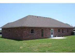 1003 N Blake Ave, Hydro, OK 73048 photo 2