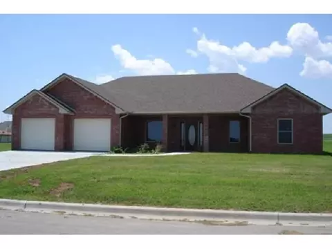 1003 N Blake Ave, Hydro, OK 73048 photo 1
