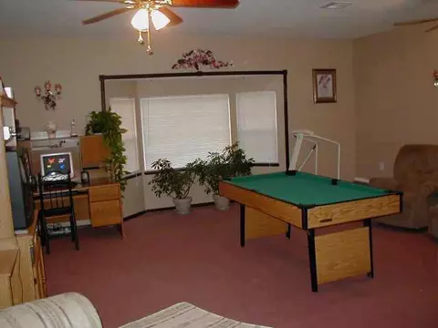 305 Jarman Cir, Mcloud, OK 74851 photo 5