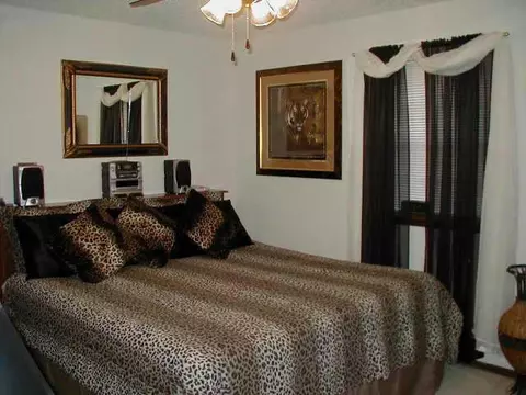 305 Jarman Cir, Mcloud, OK 74851 photo 8