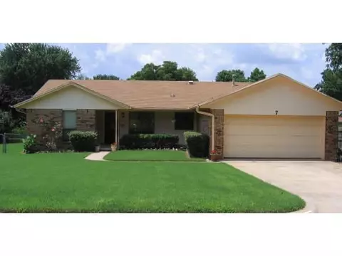 1733 Brookside Dr, Purcell, OK 73080 photo 1