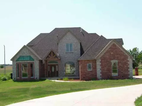 4201 Ruby Ave, Yukon, OK 73099 photo 1