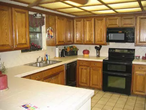 204 Christopher, Chickasha, OK 73018 photo 5