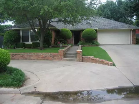 204 Christopher, Chickasha, OK 73018 photo 1