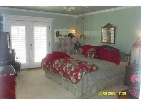 1740 Lionsgate Cir, Bethany, OK 73008 photo 3