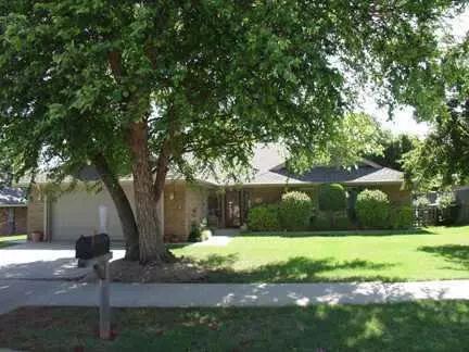 13112 Silver Eagle Trl, Edmond, OK 73034 photo 1