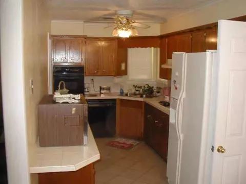 2201 Forest Cir, Norman, OK 73069 photo 3