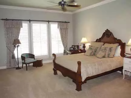 4600 Avalon Pl, Edmond, OK 73034 photo 9