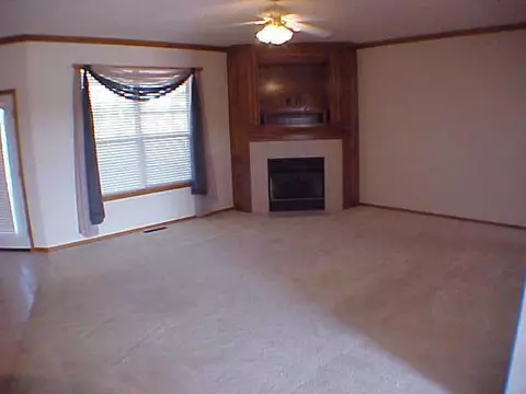 871 Bob White, Tuttle, OK 73089 photo 2