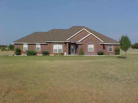 871 Bob White, Tuttle, OK 73089 photo 1