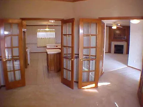 871 Bob White, Tuttle, OK 73089 photo 6