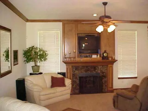 311 Heather Ln, Tuttle, OK 73089 photo 2