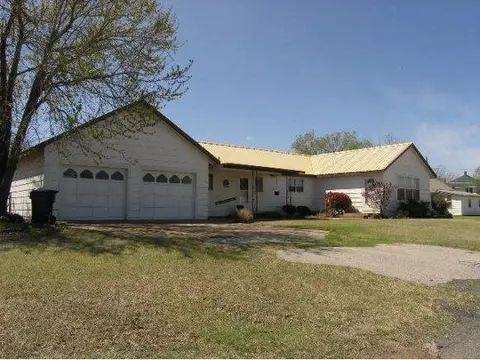 104 E Washington, Corn, OK 73024 photo 1