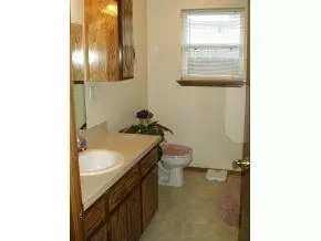 312 Creshaw, Wayne, OK 73095 photo 10