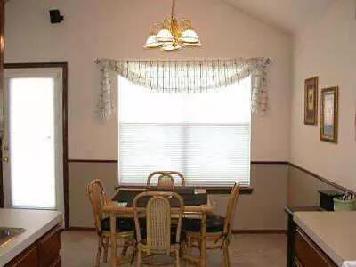 1920 E View Dr, Norman, OK 73071 photo 8