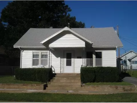 426 Wise, Clinton, OK 73601 photo 1