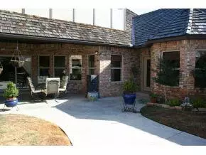 341 St Clair, Norman, OK 73072 photo 2