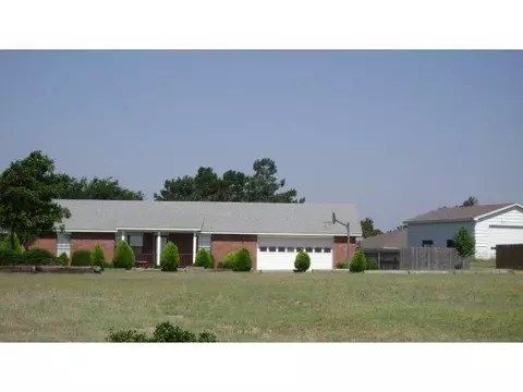 711 E Hughes, Thomas, OK 73669 photo 1