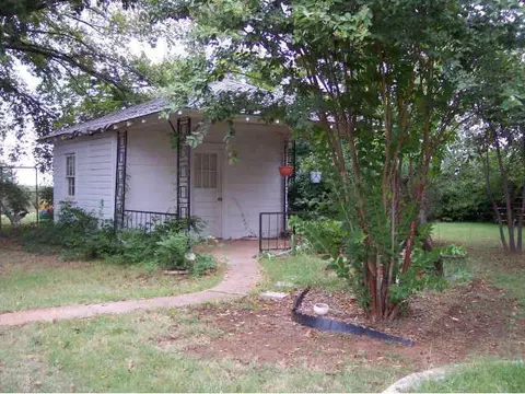 306 Jon, Guthrie, OK 73044 photo 3