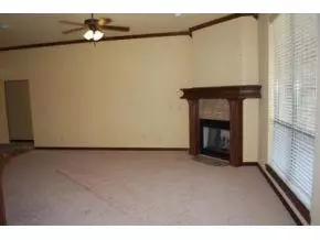 Undisclosed, Moore, OK 73165 photo 8