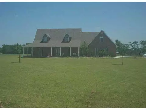 406 Mockingbird Ln, Tuttle, OK 73089 photo 1