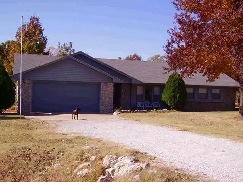 8 Hackney, Mcloud, OK 74851 photo 1