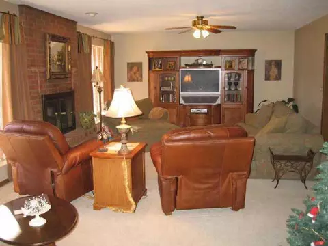 1608 Squirrel Tree Pl, Edmond, OK 73034 photo 9