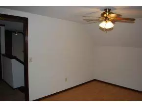Undisclosed, Moore, OK 73170 photo 11