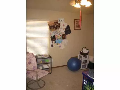 609 Elder, Mustang, OK 73064 photo 8