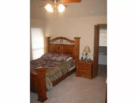 609 Elder, Mustang, OK 73064 photo 4