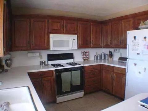4101 Beachcomber Dr, Yukon, OK 73099 photo 4
