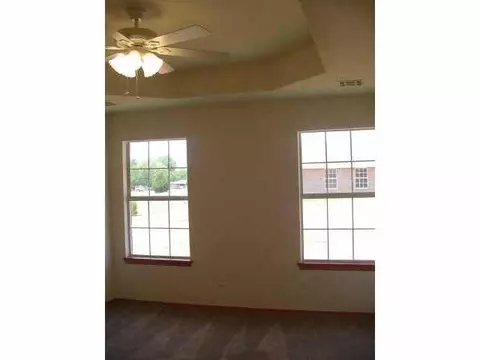 1120 Bridgeview, Tuttle, OK 73089 photo 5