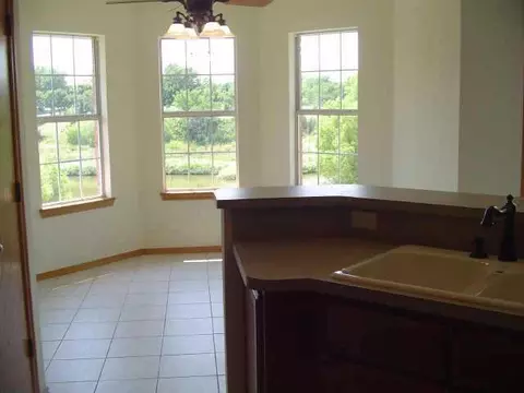 1120 Bridgeview, Tuttle, OK 73089 photo 4