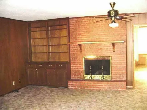 4030 N Kickapoo, Shawnee, OK 74804 photo 4