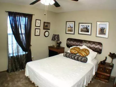 857 Bob White, Tuttle, OK 73089 photo 9
