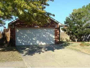 Undisclosed, Moore, OK 73170 photo 3