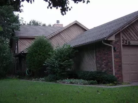 325 Timberwind Dr, Norman, OK 73072 photo 2
