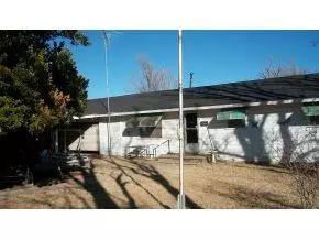 211 N State St, Binger, OK 73009 photo 1