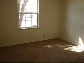 1313 Oakhurst, Altus, OK 73521 photo 3