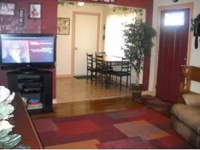 1037 Coe, Altus, OK 73521 photo 2
