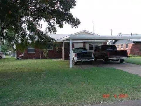 904 Edwards, Eldorado, OK 73537 photo 1