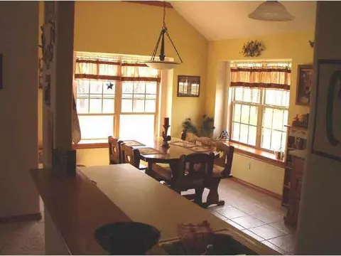 8 Surrey Ln, Mcloud, OK 74851 photo 5