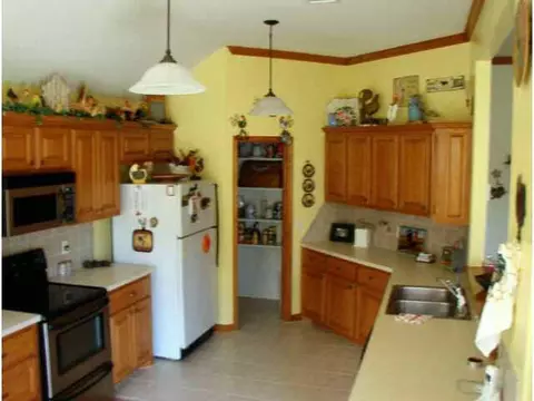 8 Surrey Ln, Mcloud, OK 74851 photo 6