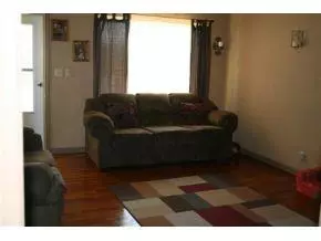 136 Sumner, Altus, OK 73521 photo 4