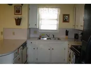 136 Sumner, Altus, OK 73521 photo 6