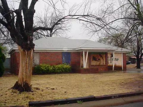 1300 Oakhurst, Altus, OK 73521 photo 1