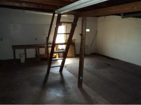 410 E 3rd, Carnegie, OK 73015 photo 8