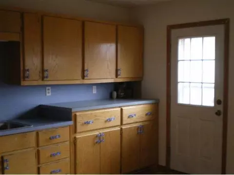 517 Saturn, Altus, OK 73521 photo 4