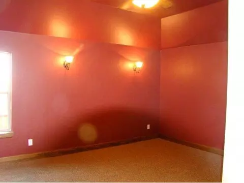 Undisclosed, Moore, OK 73160 photo 9